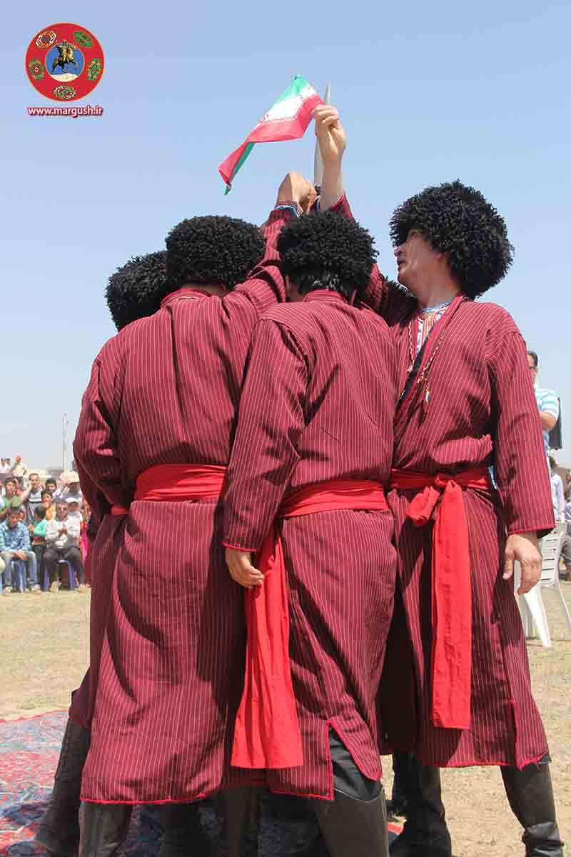 ذکر خنجر نوای صحرای گلستان 3 - همایش 281-مین سال تولد مختومقلی در زادگاهش برگزار شد