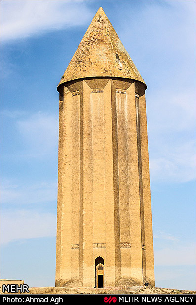 394590 167 - مقبره قابوس‌بن وشمگیر / بلندترین برج تمام آجری جهان