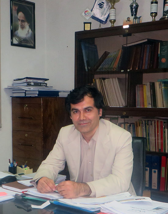 Yashar Niazi 1 - تدریس زبان ترکمنی در دانشگاه تهران