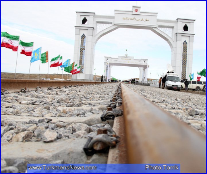 Eftetahie 4 - رییس جمهور ترکمنستان: راه آهن ایران - قزاقستان موجب رشد منطقه می‌شود