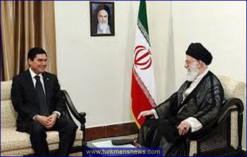Berdi Khamenei02 - به مناسبت بیست سومین سالروز برقراری روابط دیپلماتیک میان ترکمنستان و جمهوری اسلامی ایران