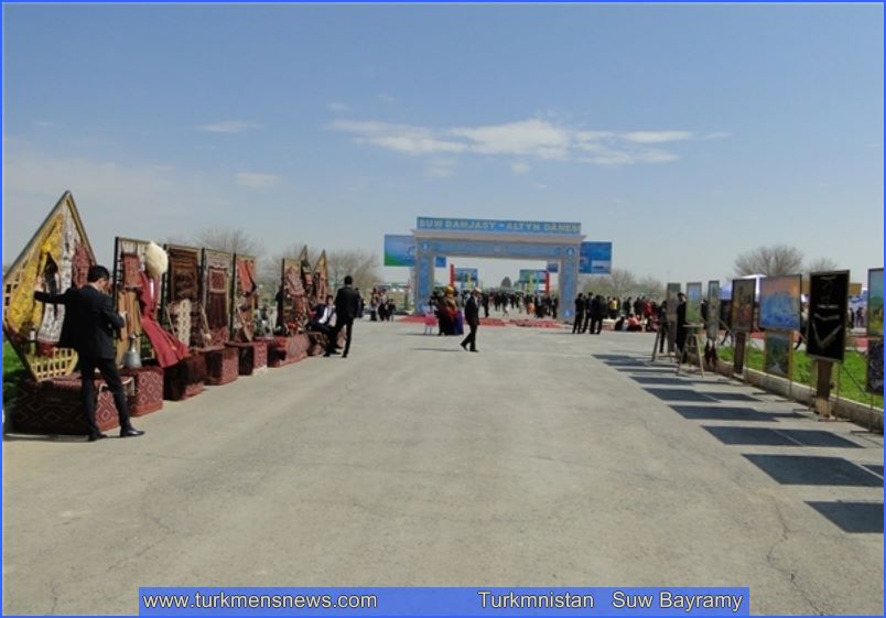 T Suw Bayramy 13 800x600 - برگزاری جشن ملی آب در ترکمنستان/گزارش تصویری