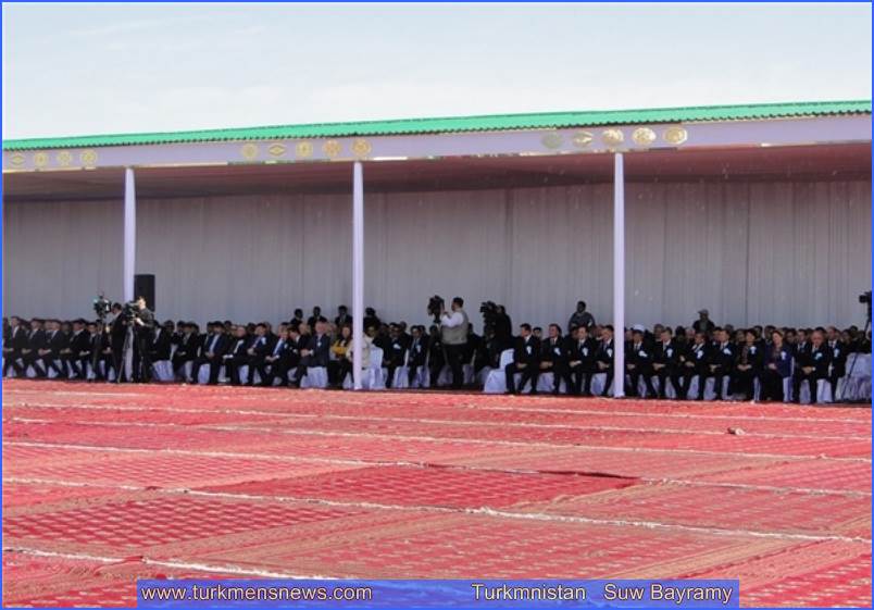 T Suw Bayramy 3 800x600 - برگزاری جشن ملی آب در ترکمنستان/گزارش تصویری