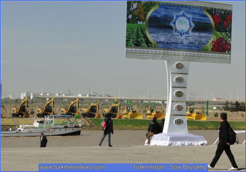 T Suw Bayramy 9 800x600 - برگزاری جشن ملی آب در ترکمنستان/گزارش تصویری